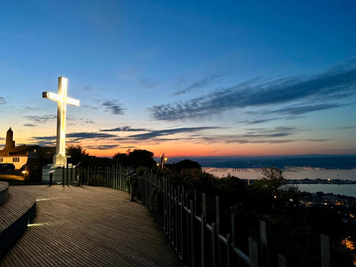 Escale Paisible A Sete, Belle Terrasse Vue Sur Mer Bagian luar foto