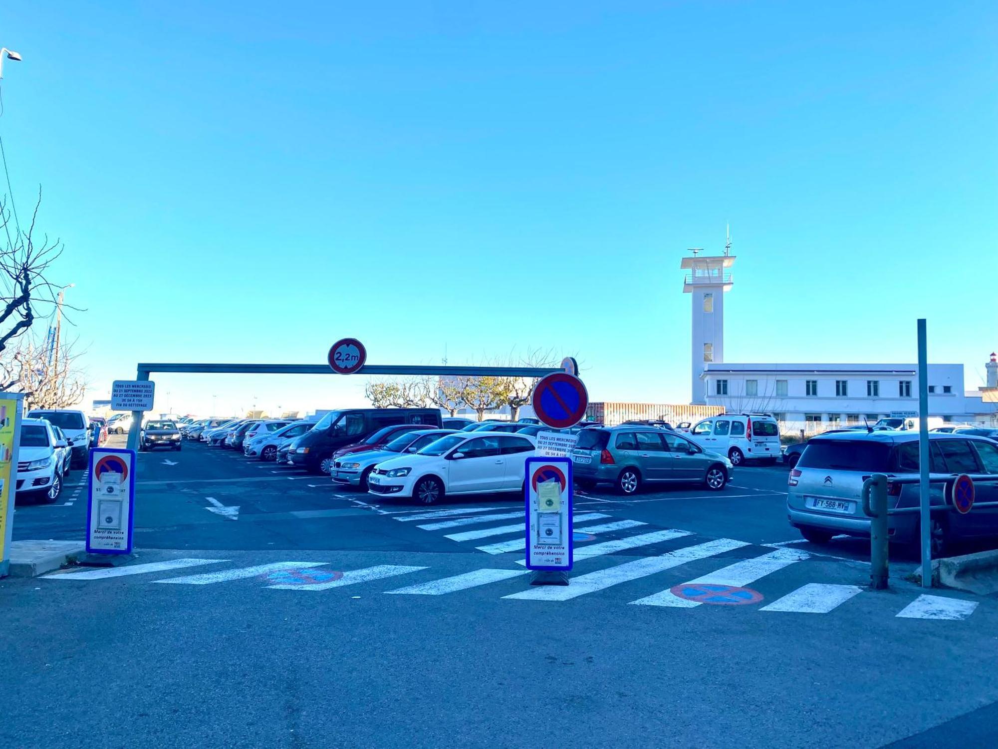 Escale Paisible A Sete, Belle Terrasse Vue Sur Mer Bagian luar foto